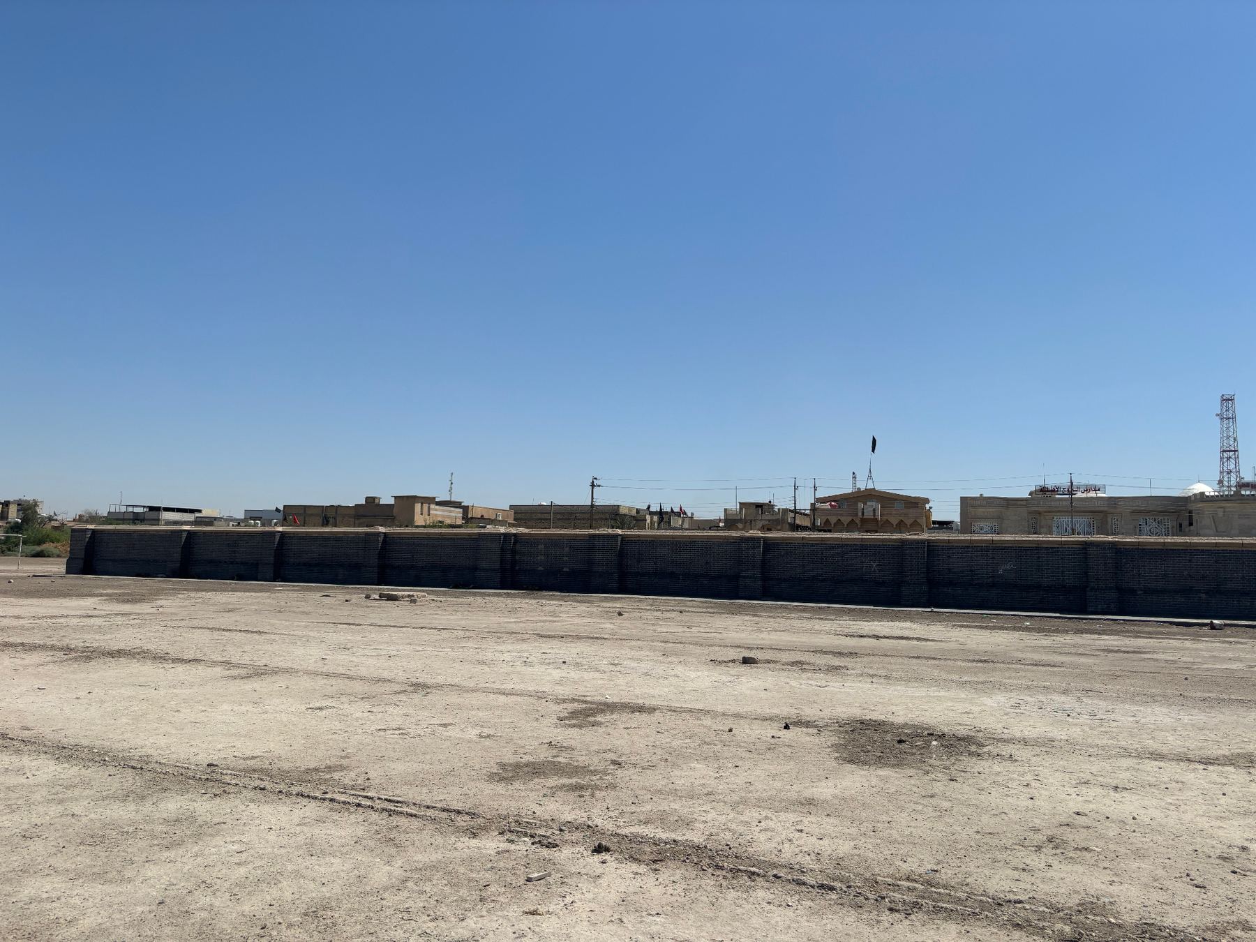 Memorial wall with all panels having been removed by the British Army in 2003. Photo: Shane Potaka.